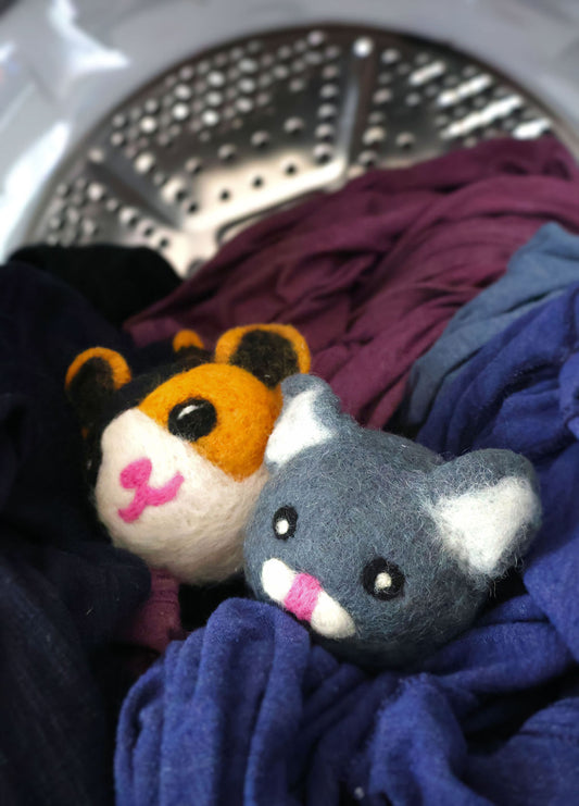 Cat Dryer Ball Set