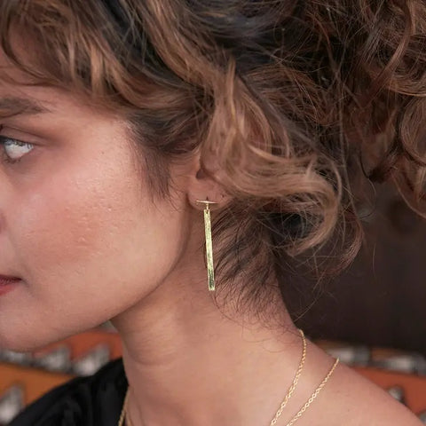 Dangling Bar Post Earrings in Gold