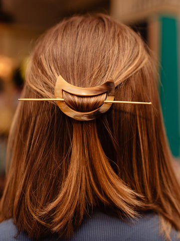 Kachhua Moon Hair Slide