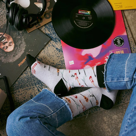 ~Music Socks Small Gray Guitars
