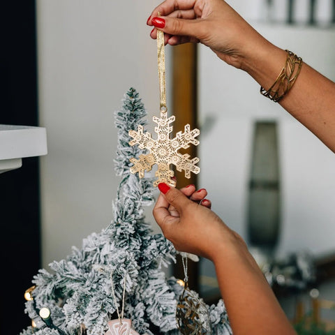 Snowy Day Snowflake Ornament