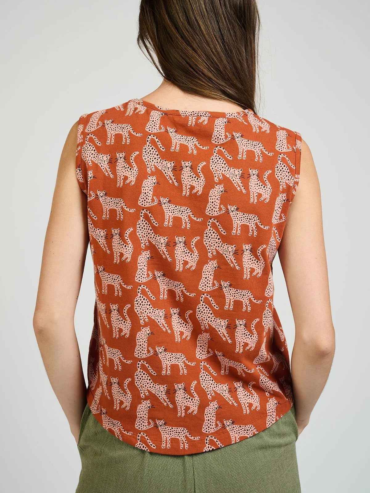 Millie Muscle Tee - Leopard Sienna