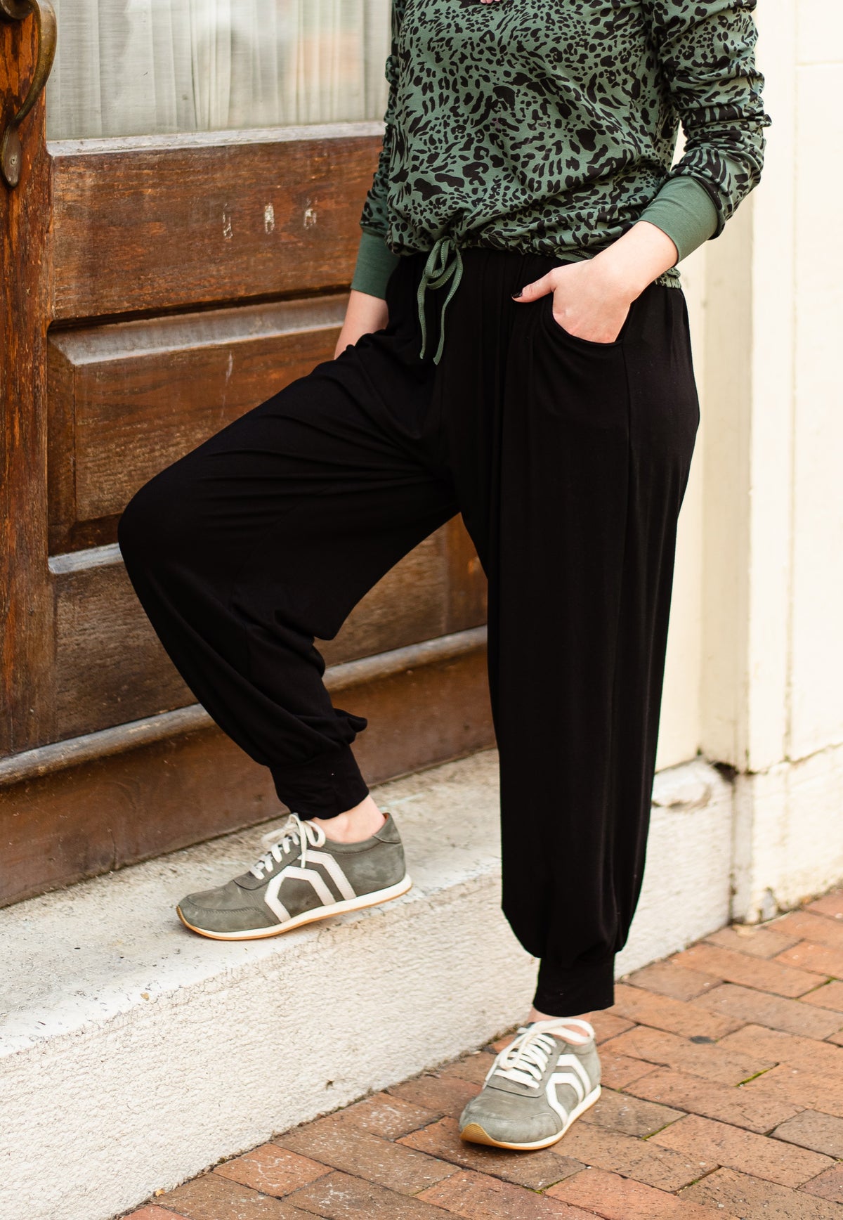 Solid Jenny Pants Black