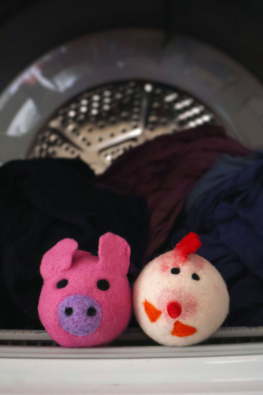 Chicken/Pig Dryer Ball Set