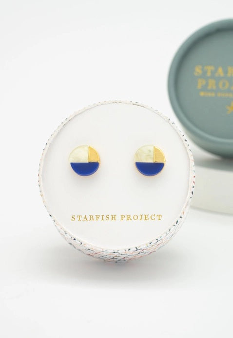 Radiant Horizon Studs