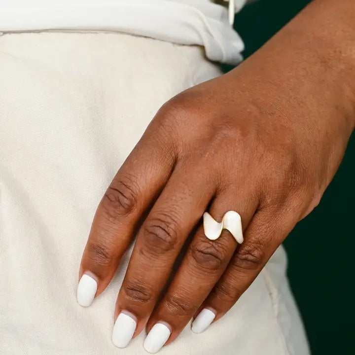 Ribbon of Light Ring - Sandstone