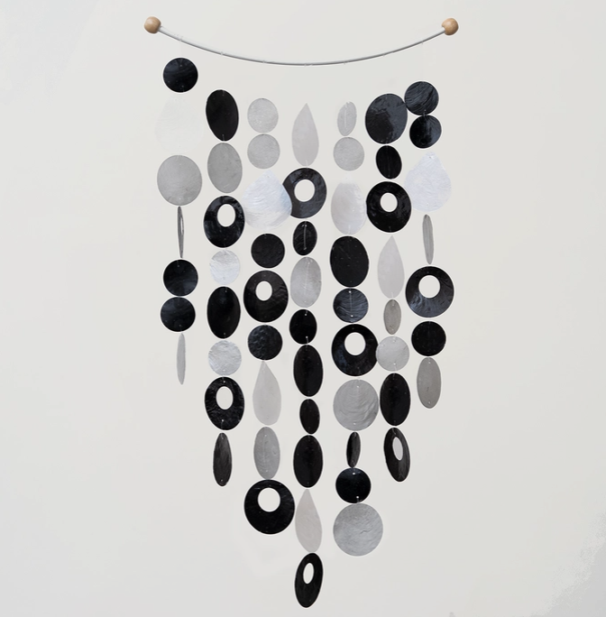 Onyx Inverted Arch Capiz Chime