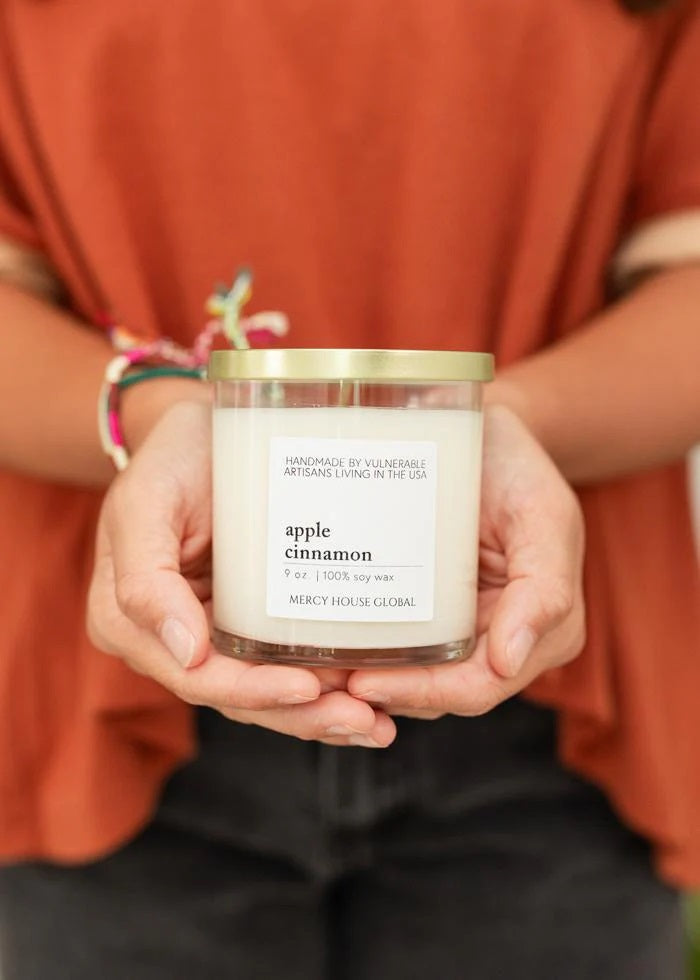 Apple Cinnamon Candle - 9oz