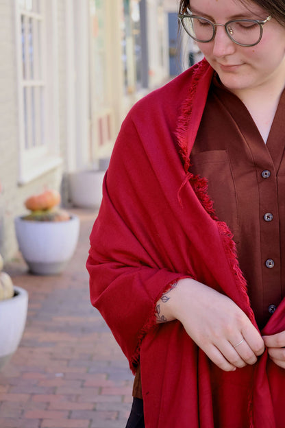 Hima Shawl Red