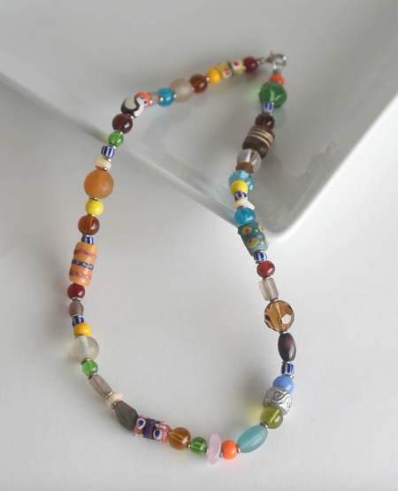 Lawot Glass Bead Necklace