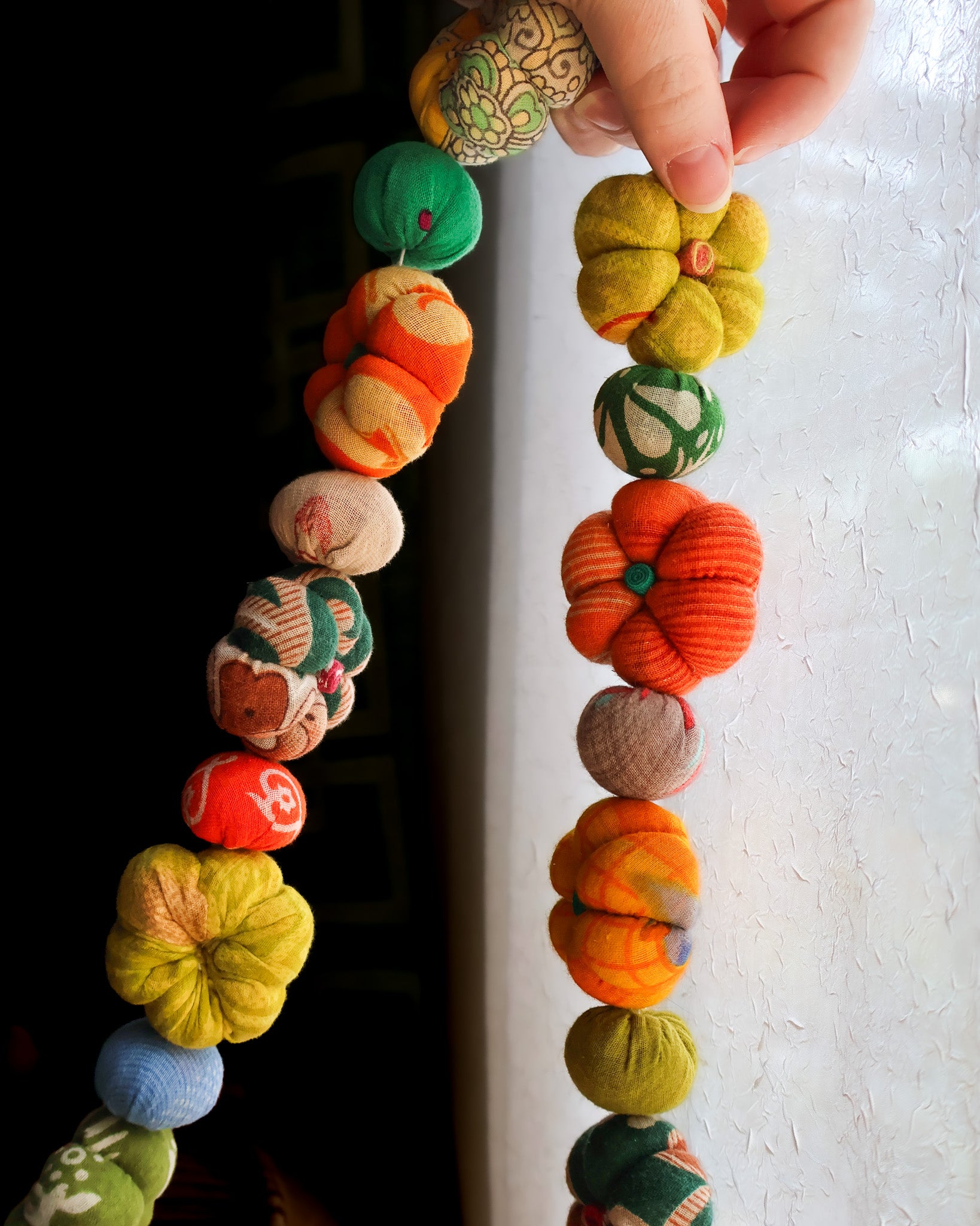 Mini Saree Pumpkin Bead Garland