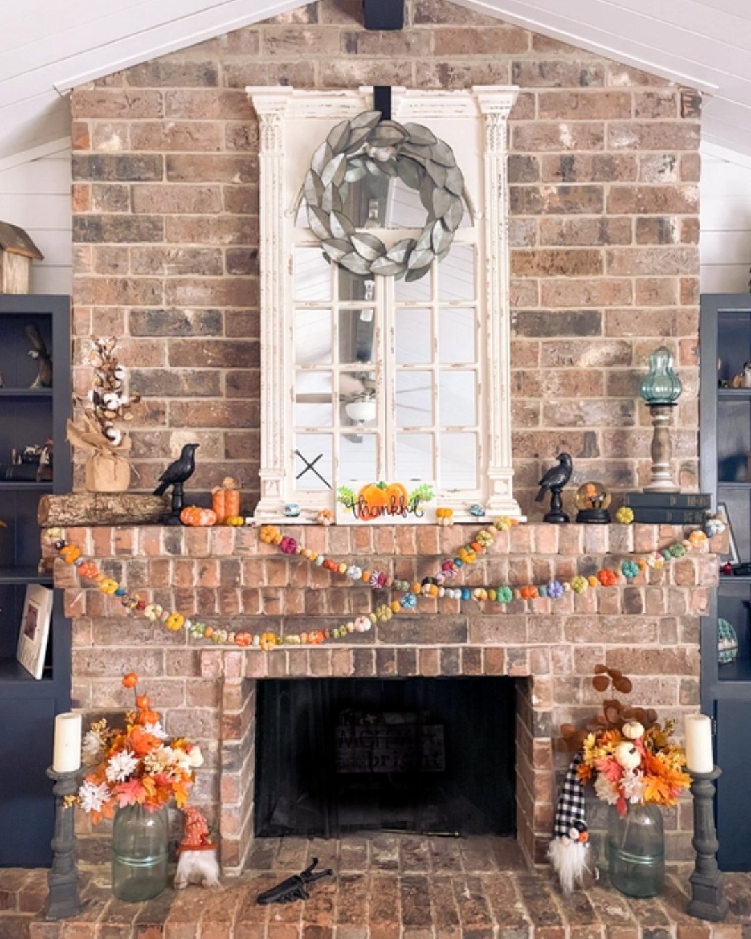 Mini Saree Pumpkin Bead Garland