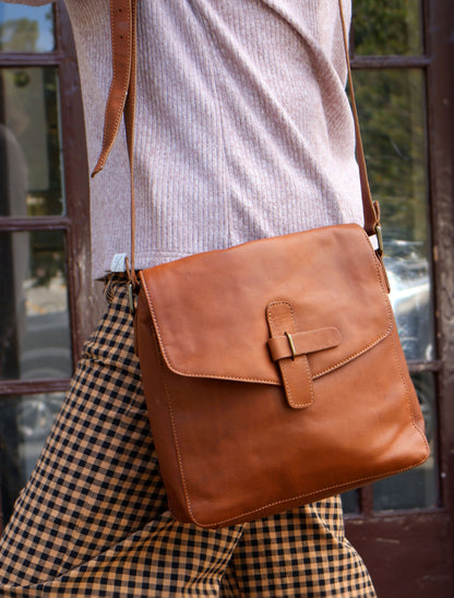 Kolkata Crossbody Bag in Camel